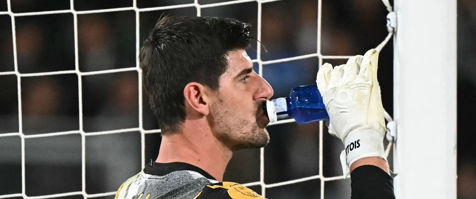 Thibaut Courtois forfait avec le Real Madrid : le Diable rouge est malade ! - Tom Oliver
