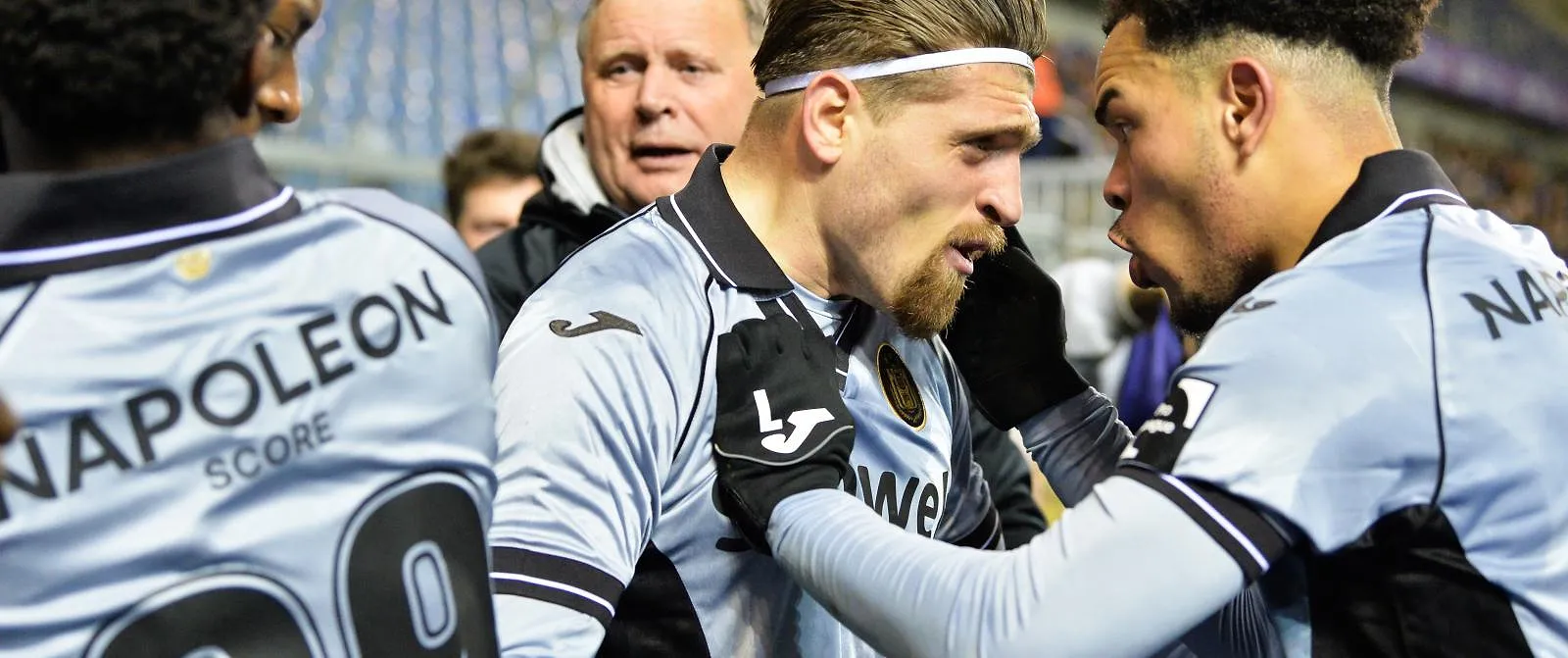 Six victoires de suite pour Anderlecht, en pleine confiance : « On peut gagner la Coupe de Belgique » - Tom Oliver