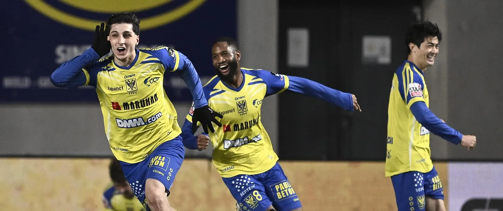 Saint-Trond fait tomber le Club Bruges et grimpe à la 2e place derrière l’Union - Belga