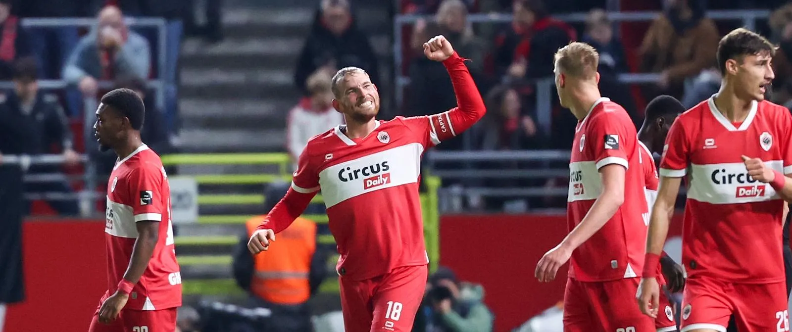 Pro League : l’Antwerp continue sur sa lancée et corrige Genk à la maison (3-0) - Belga