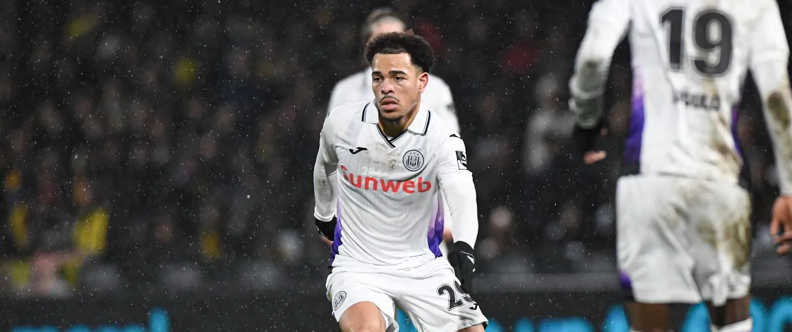 Mario Stroeykens intéresse toujours à l’étranger : un club de Ligue 1 est sur le dossier - Samuel Guadi