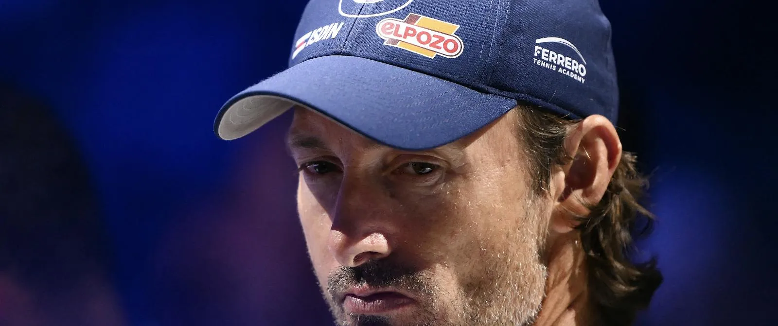 Une baisse de salaire, des clauses inacceptables : les raisons de la séparation entre Ferrero et Alcaraz - Samuel Guadi