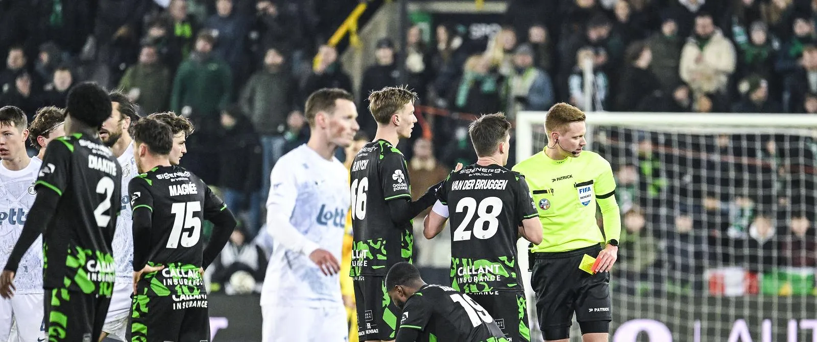 Pro League : le Cercle et l’Union se séparent sur un partage à 10 contre 10 - Belga