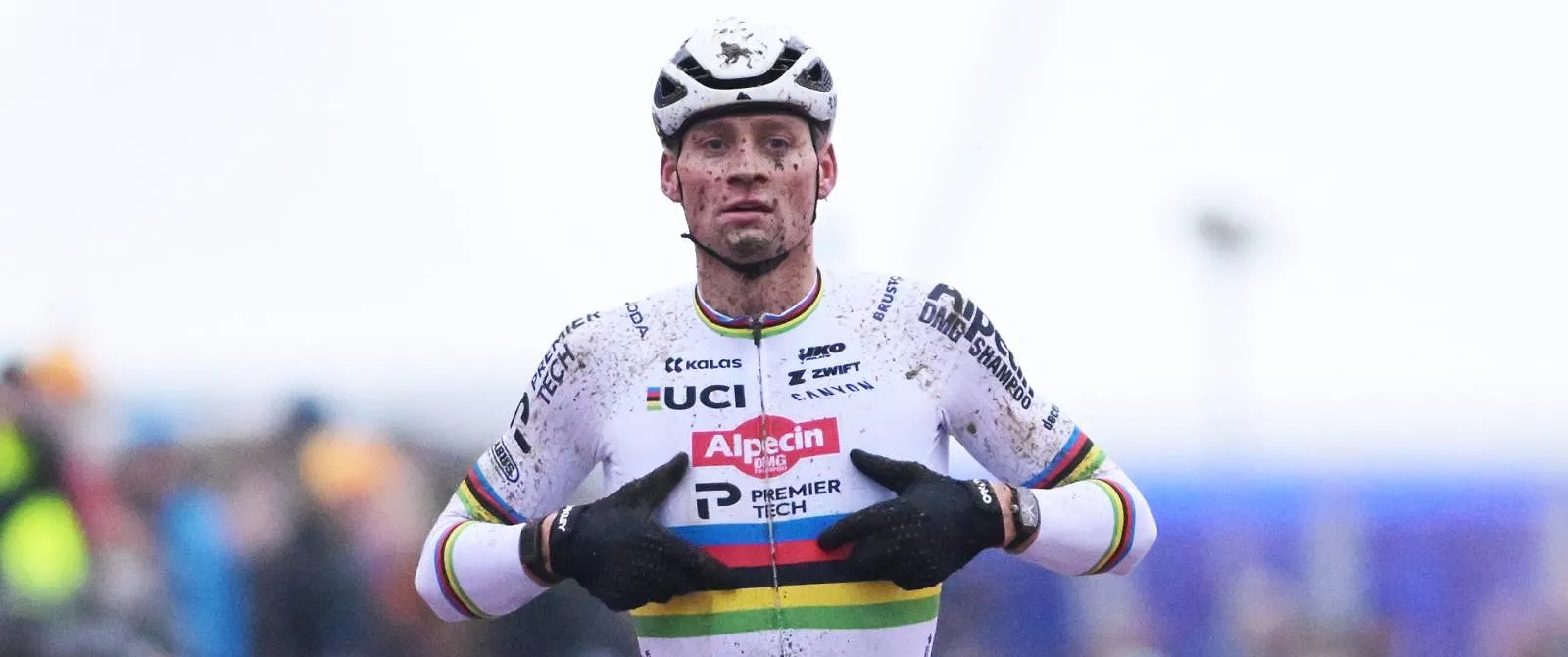 Nouvelle victoire pour Mathieu van der Poel, cette fois du côté de Baal - Belga