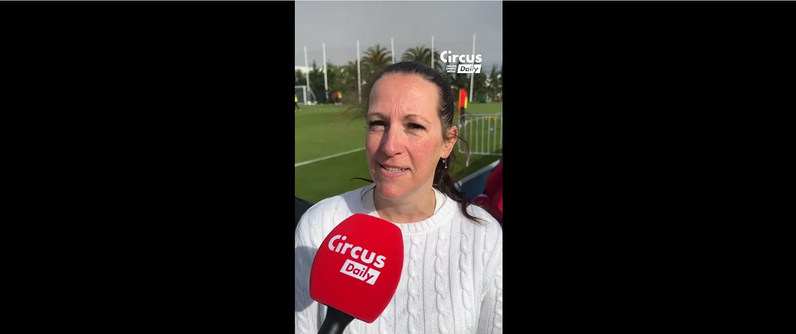 Cynthia suit le Standard partout en stage : « Les joueurs sont plus accessibles » - Circus Daily