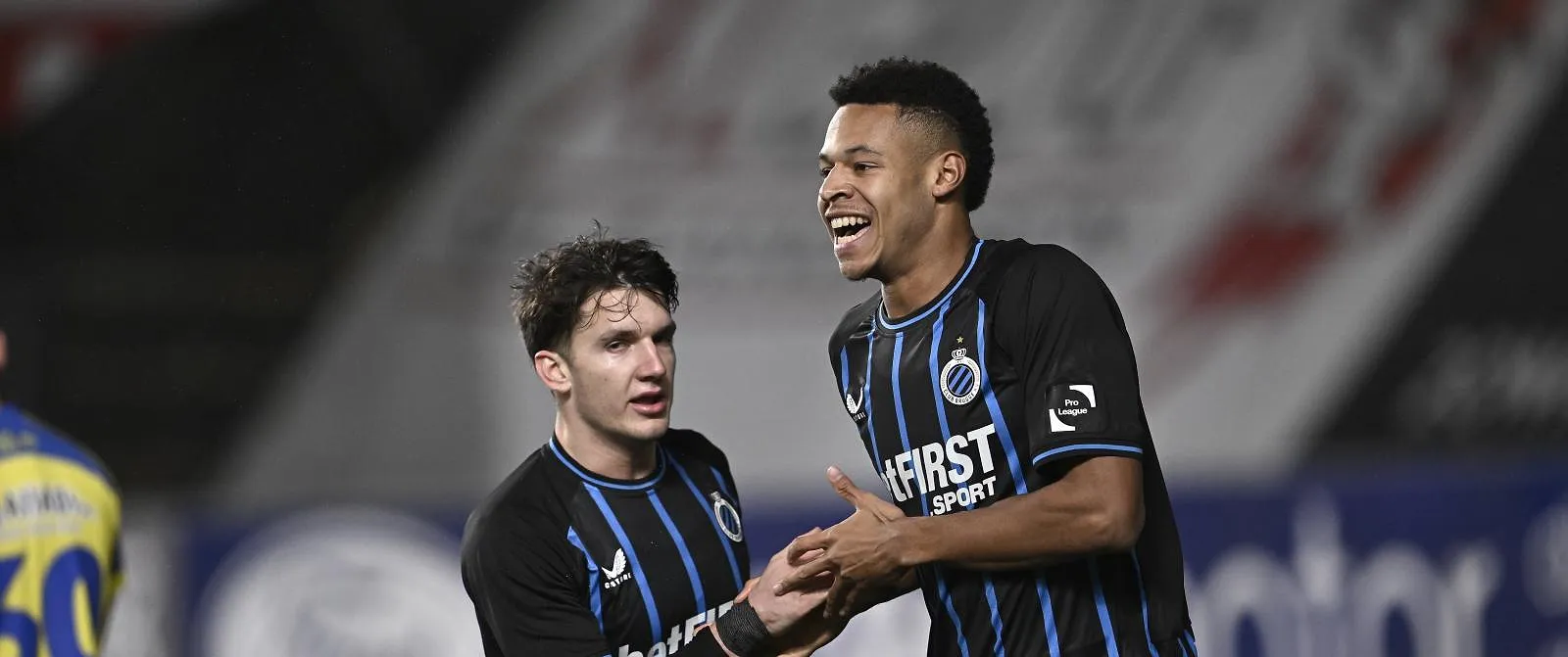 Une vente sortie de nulle part : le Club de Bruges va récupérer 10 millions pour jeune de 18 ans - Samuel Guadi