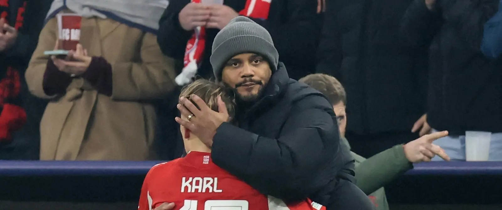 Vincent Kompany éteint la polémique Lennart Karl : « Une petite erreur de communication » - Jérôme Jordens