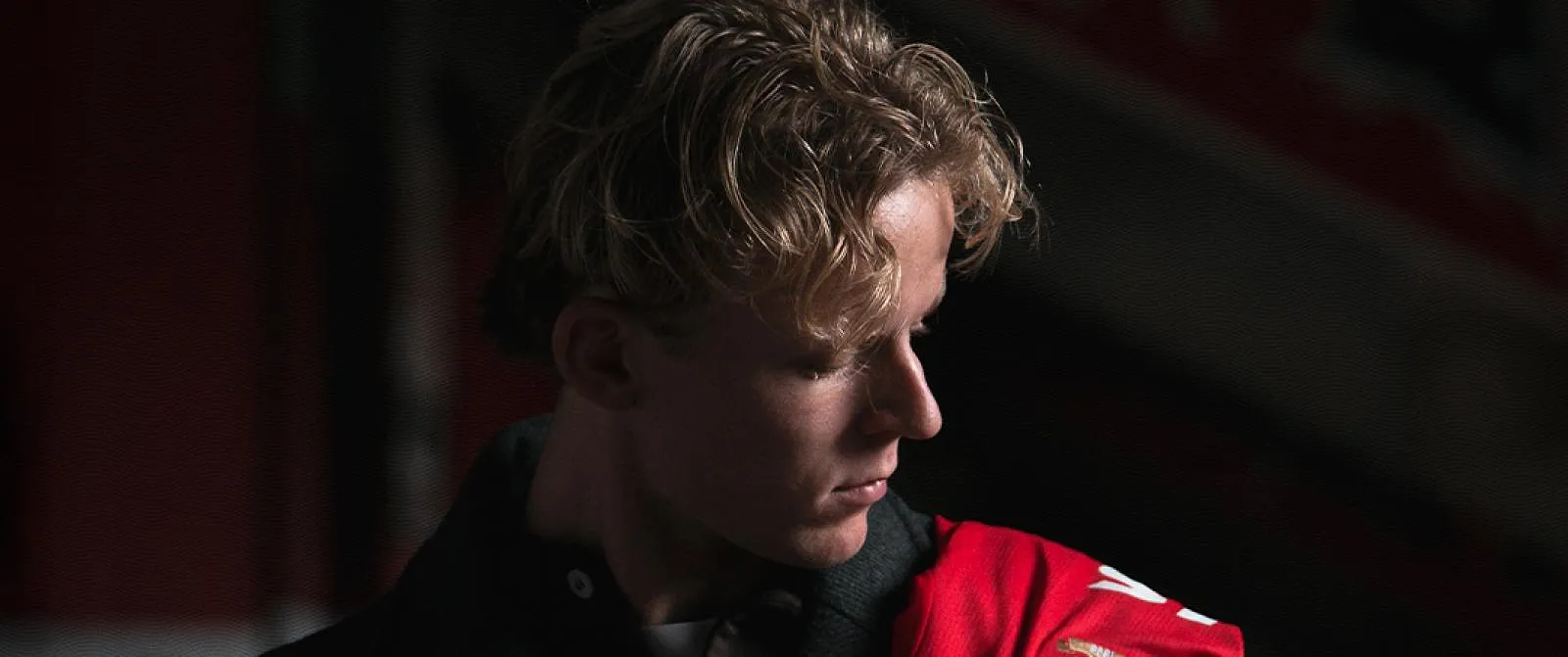 C’est officiel : Gustav Mortensen rejoint le Standard et lance le mercato des Rouches - Samuel Guadi