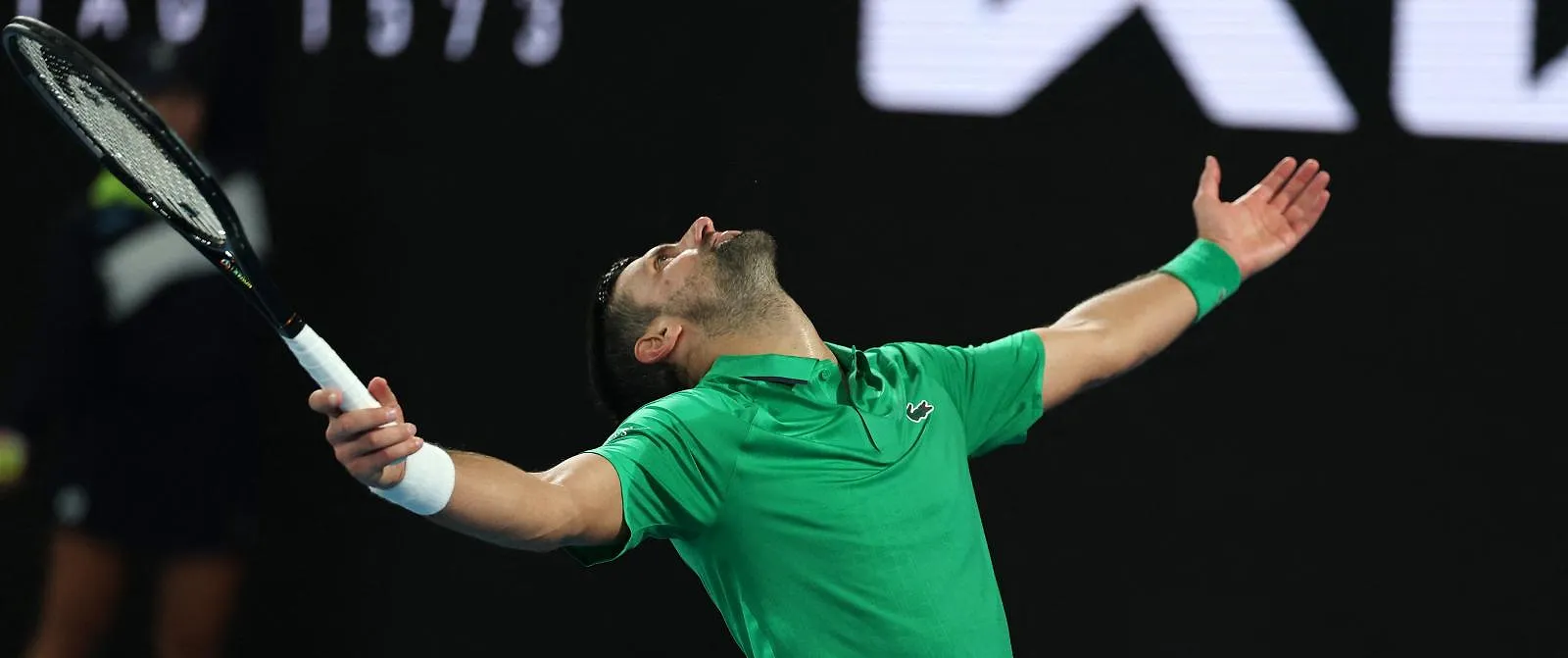 Un Novak Djokovic stratosphérique l’emporte en 5 sets contre le double tenant du titre Jannik Sinner - Belga