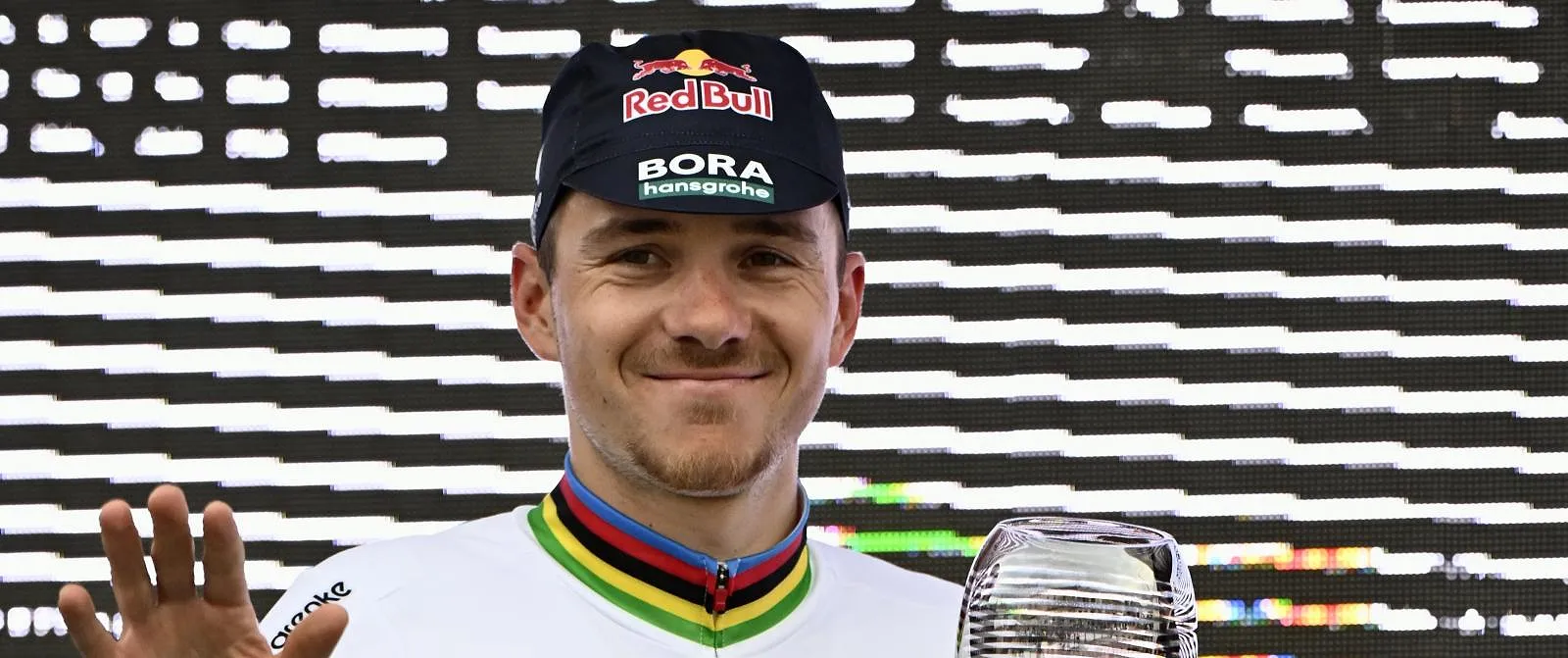 « Ce serait beau de réussir un 3 sur 3 » : Evenepoel en forme et motivé sur le Challenge de Majorque - Belga