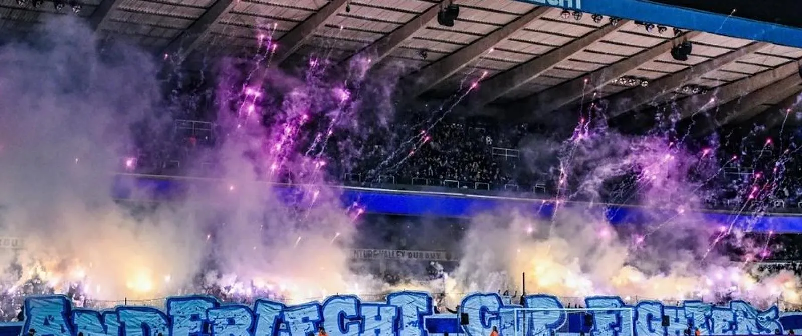 Les ultras d’Anderlecht expriment leur mécontentement envers les joueurs : « Nous allons comme vous, nous contenter du strict minimum » - Guillaume Jans