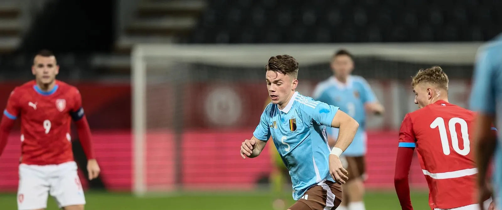 Matteo Dams bloqué en Arabie saoudite : seul un transfert peut le sauver - Samuel Guadi