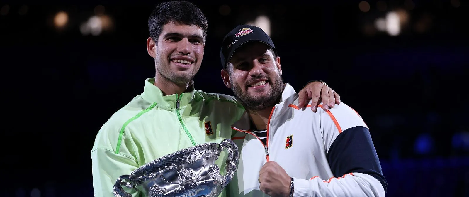 Carlos Alcaraz partagé entre son frère et son nouveau coach : « Samu sera présent aux tournois les plus importants et mon frère se rendra seul à certains d’entre eux » - Jérôme Jordens