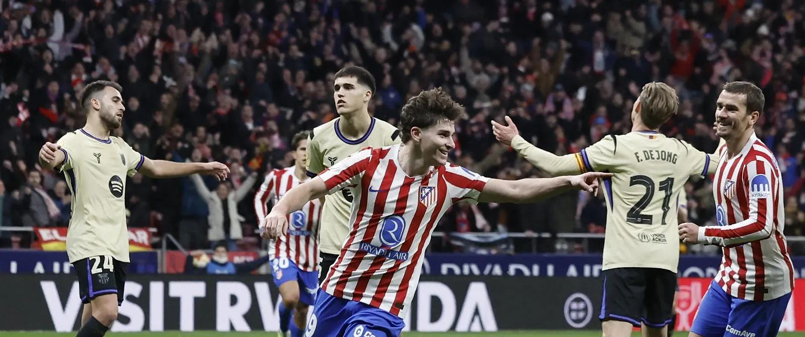 L’Atletico de Madrid étrille Barcelone en demi-finale aller de Coupe du Roi - Belga