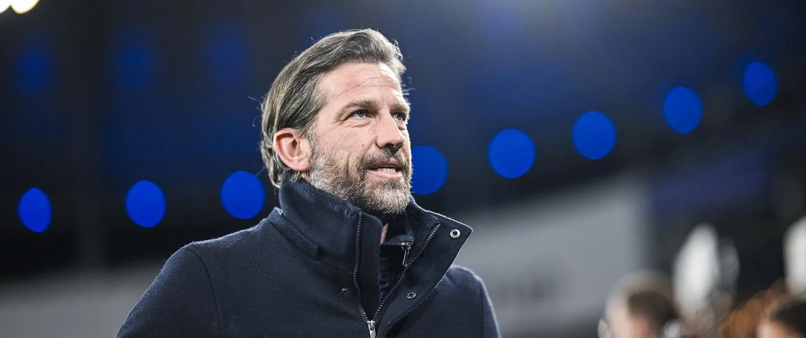 « On va accueillir De Mil » : Marc Delire préface Charleroi – Gand avec deux fans dans « Top Prono » (vidéo) - Tom Oliver