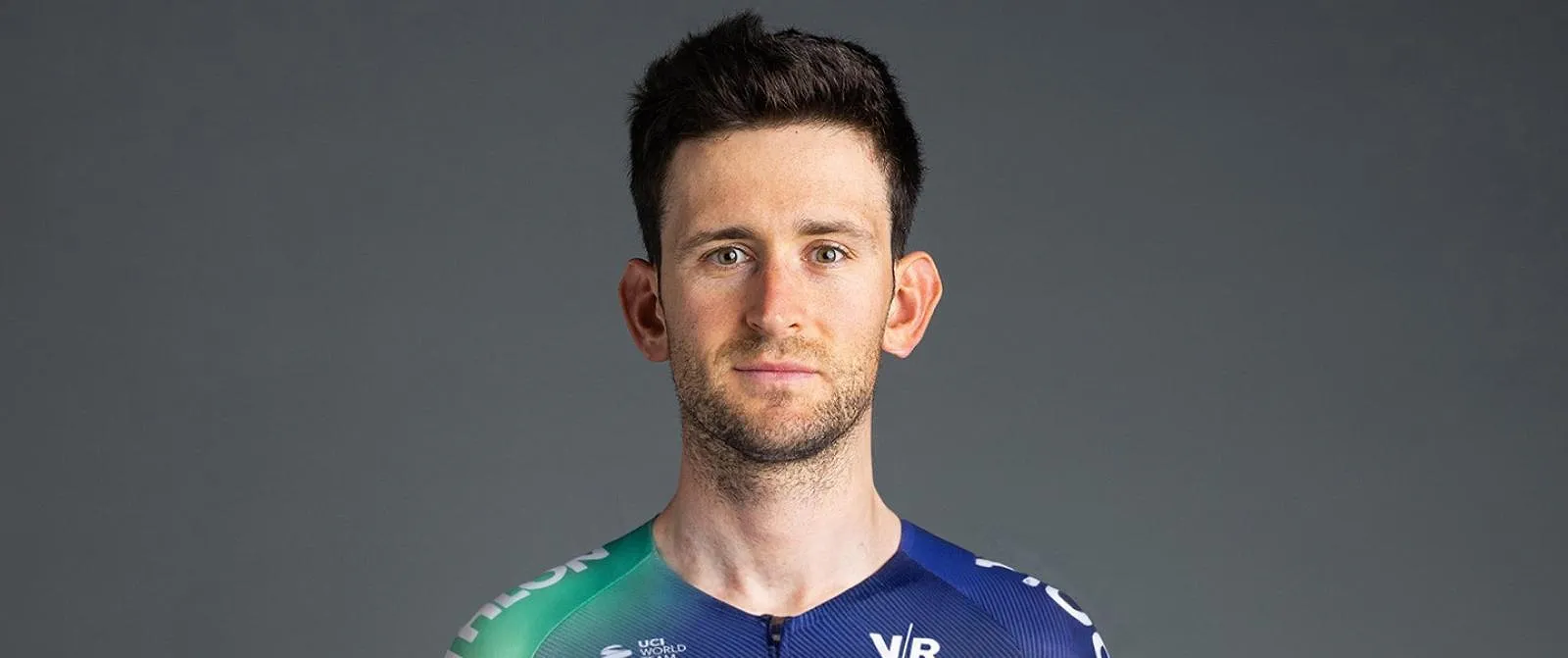 Opéré à la suite d’une hernie discale, Tiesj Benoot manquera la saison des classiques - Belga