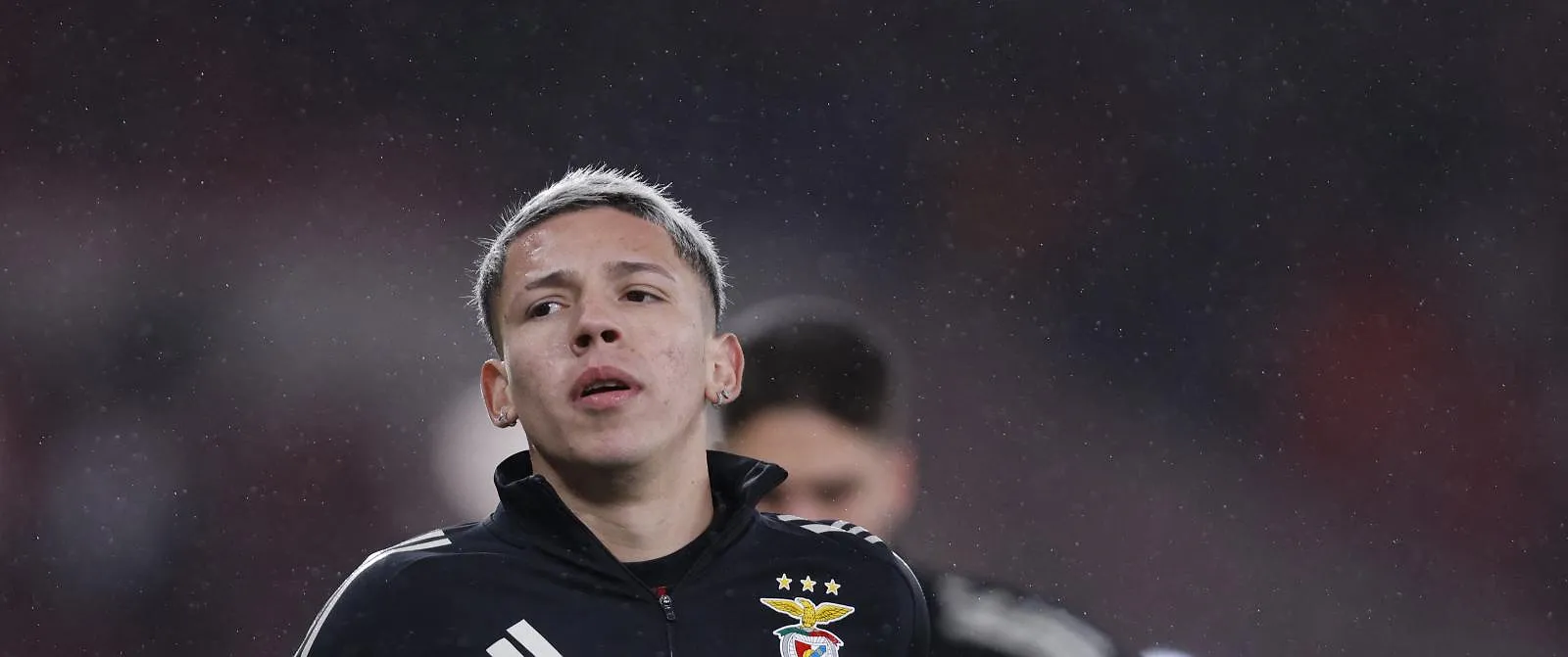 Gianluca Prestianni suspendu par l’UEFA : il ne fera pas le déplacement avec Benfica au Real Madrid - Samuel Guadi