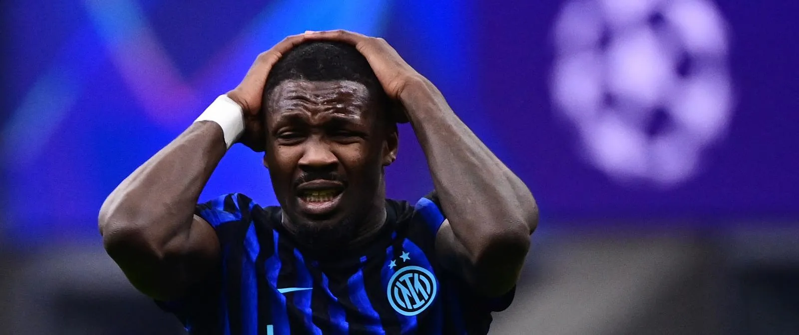 « La honte », « KO » : la presse italienne fracasse l’Inter après sa défaite contre Bodo/Glimt - Tom Oliver