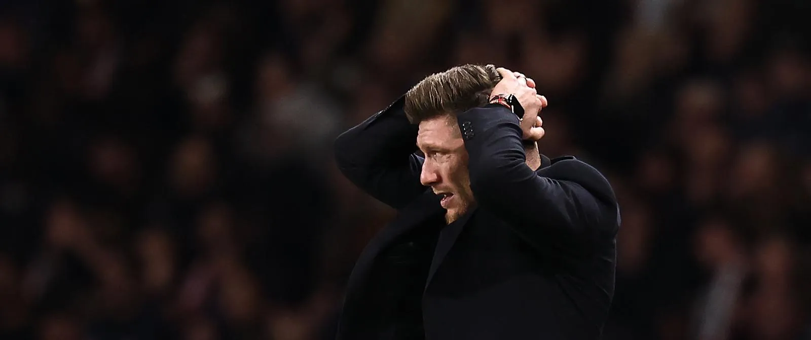 « Vous avez gagné le respect de toute la France et toute l’Europe » : Pocognoli fier de ses joueurs malgré l’élimination - Jérôme Jordens