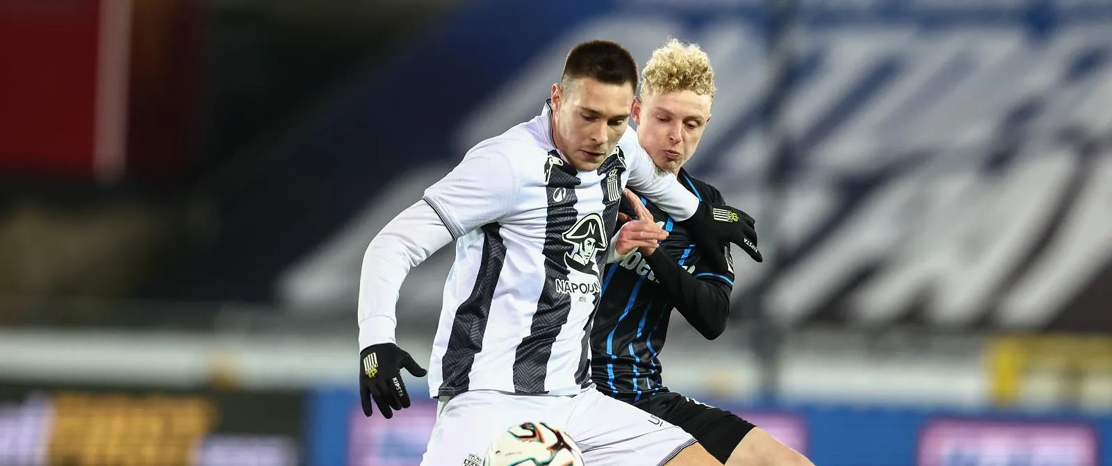 « Je suis optimiste pour les Zèbres » : Marc Delire préface Charleroi – Bruges avec deux fans dans « Top Prono » - Tom Oliver