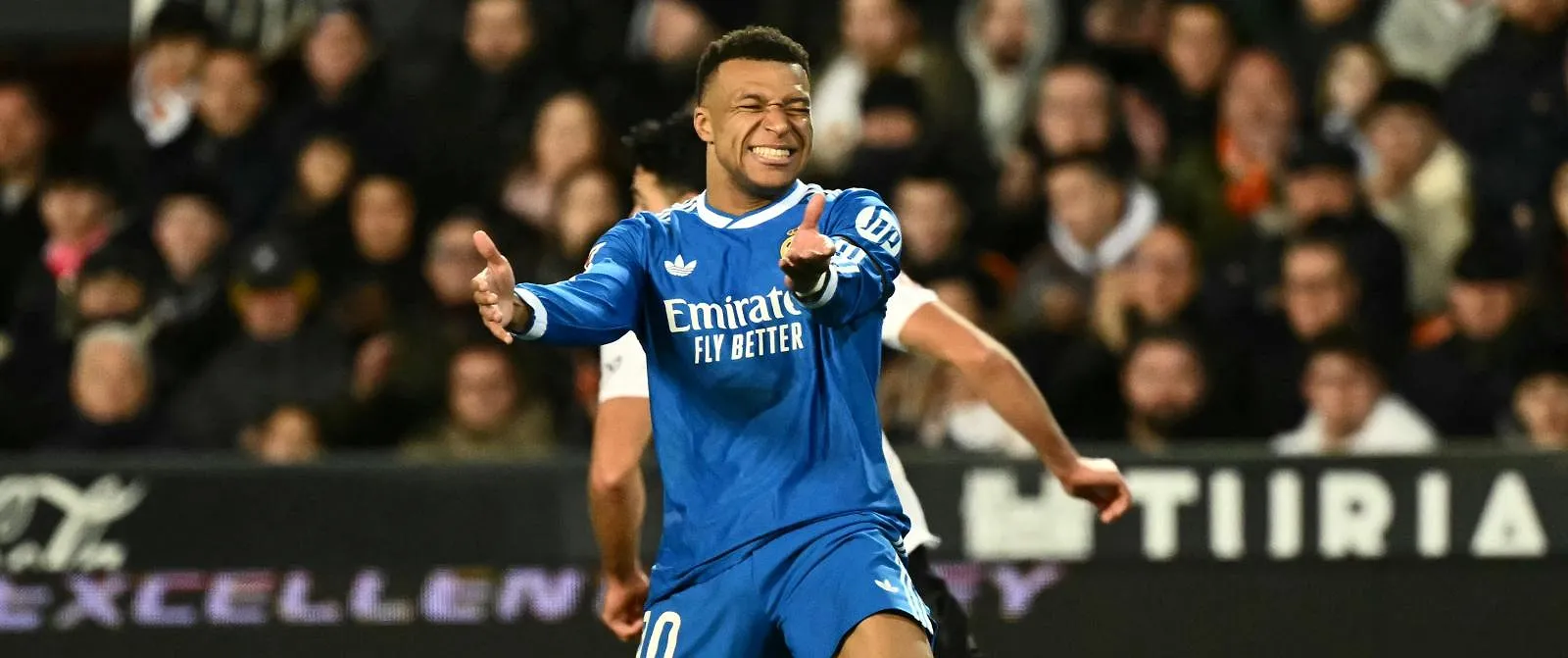 « Plusieurs jours » voire « plusieurs semaines » d’absence pour Mbappé qui souffre d’une entorse au genou - Belga