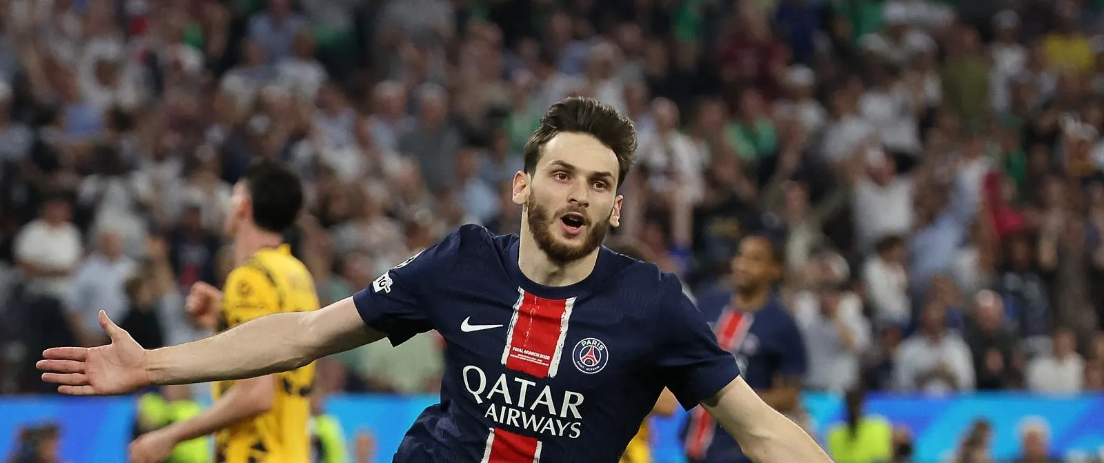 Cyril Ngonge ne tarit pas d’éloges sur Kvaratskhelia : « Vous n’avez encore vu que 50 % » - Samuel Guadi