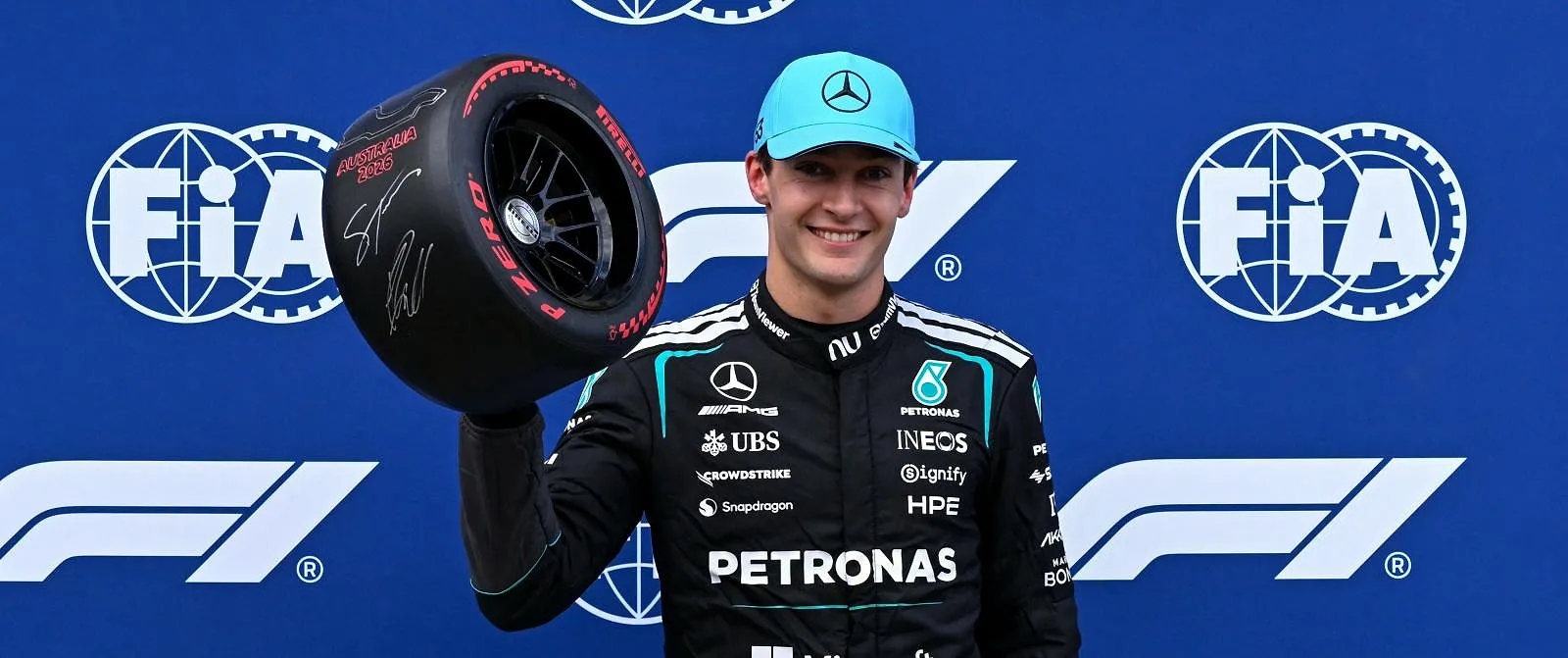 F1 Australie : la pole pour Russell, les autres écuries à 8 dixièmes, Verstappen dans le mur en Q1 - Belga
