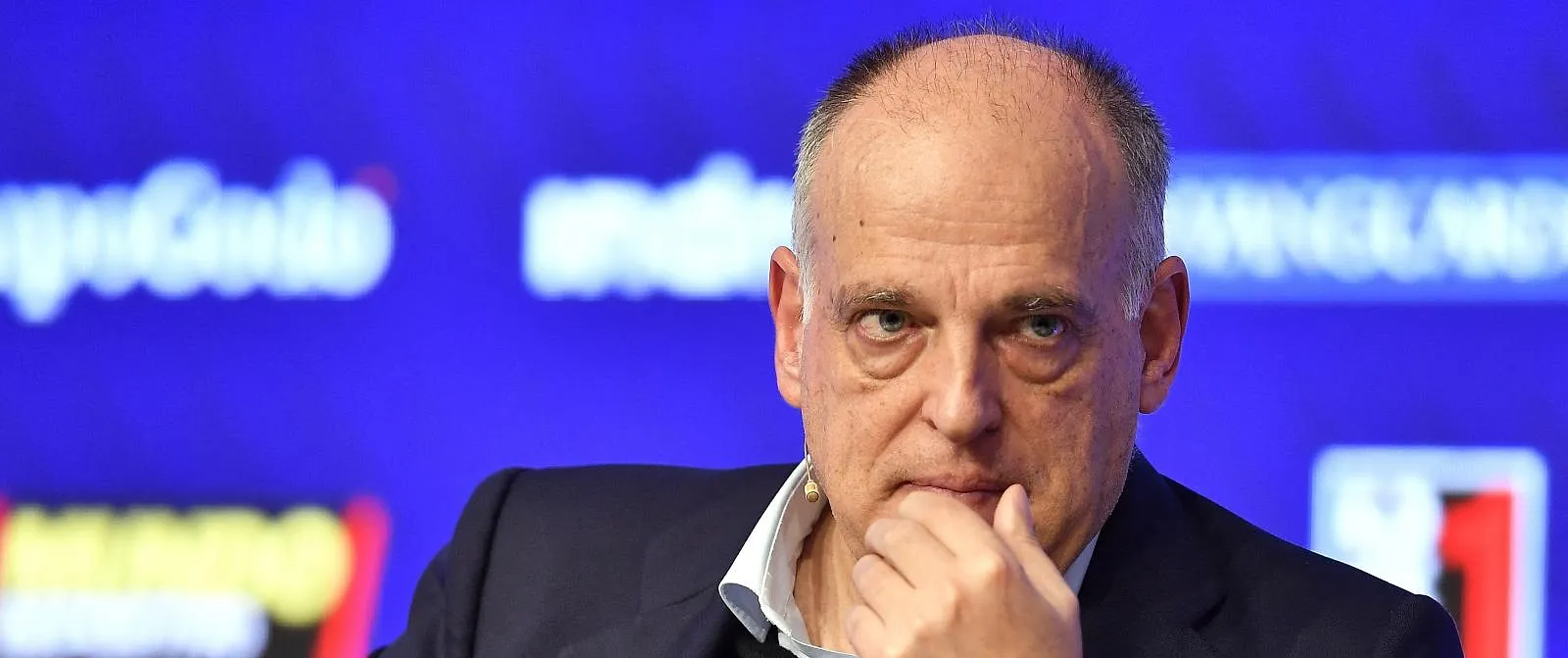 La Liga veut révolutionner le hors-jeu avec l’installation d’une puce dans le ballon ! - Samuel Guadi