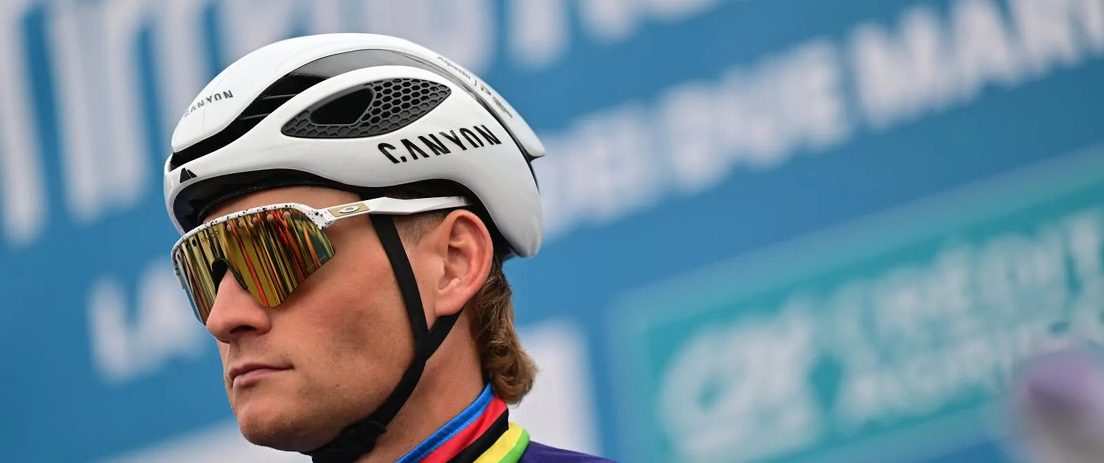 Mathieu van der Poel trop fort, vainqueur au sprint sur la quatrième étape du Tirreno-Adriatico - Belga