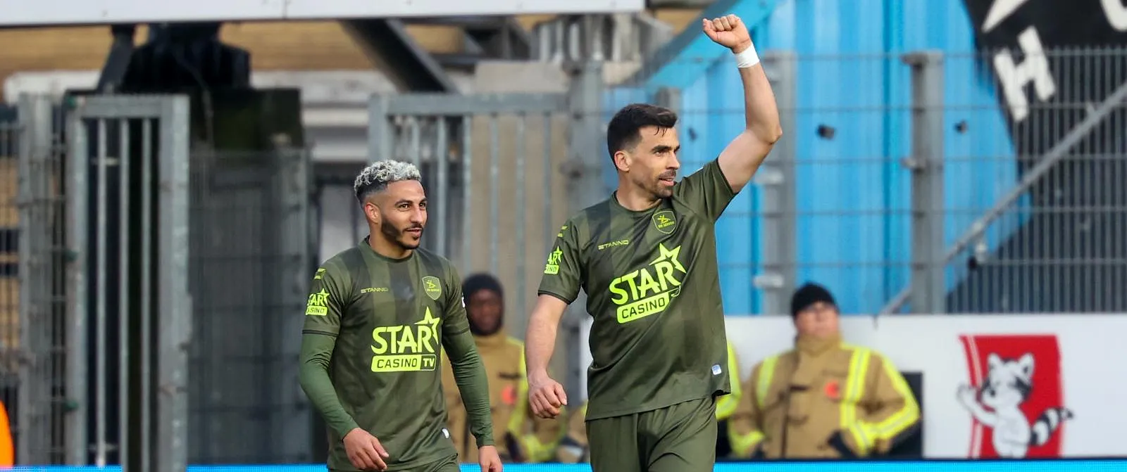 Louvain surprend Charleroi (0-2) et sort de la zone rouge ! - Belga