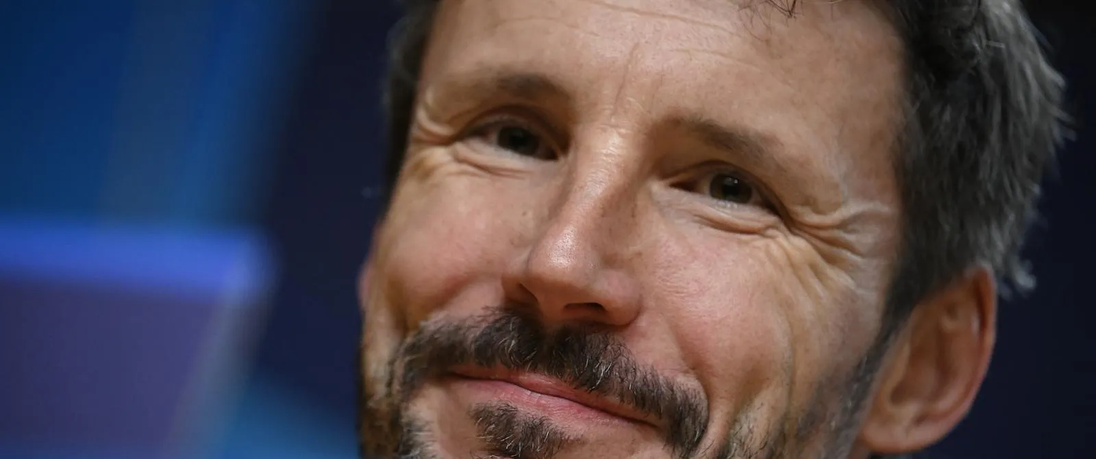 « Écoute, nous avons acheté ce joueur, donc il doit jouer » : la drôle d’anecdote de Mark Van Bommel à Zlatan Ibrahimovic - Guillaume Jans