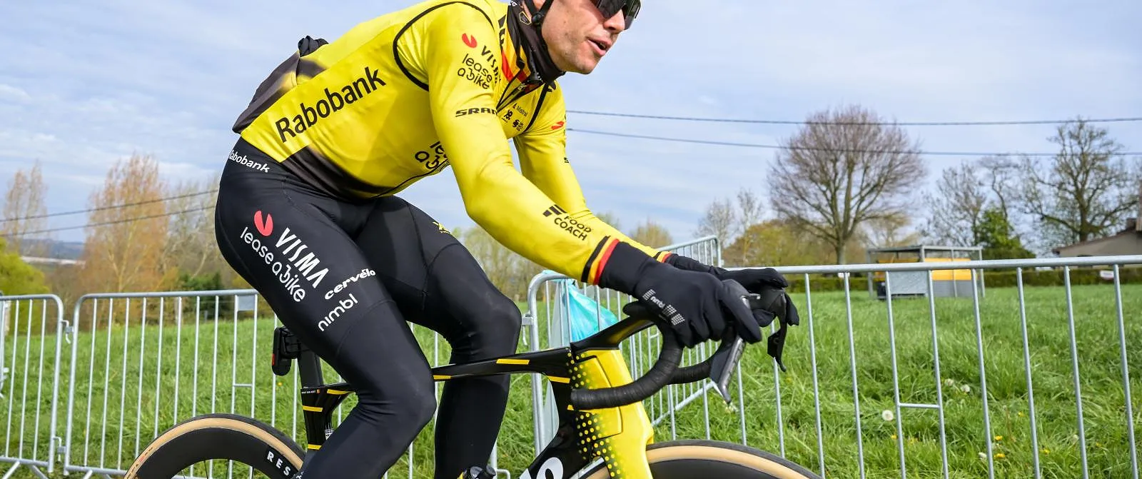 Tour des Flandres : « Il pourrait devenir un allié de choix », pour Visma-Lease a Bike, la présence de Remco Evenepoel peut-être un atout majeur - Belga