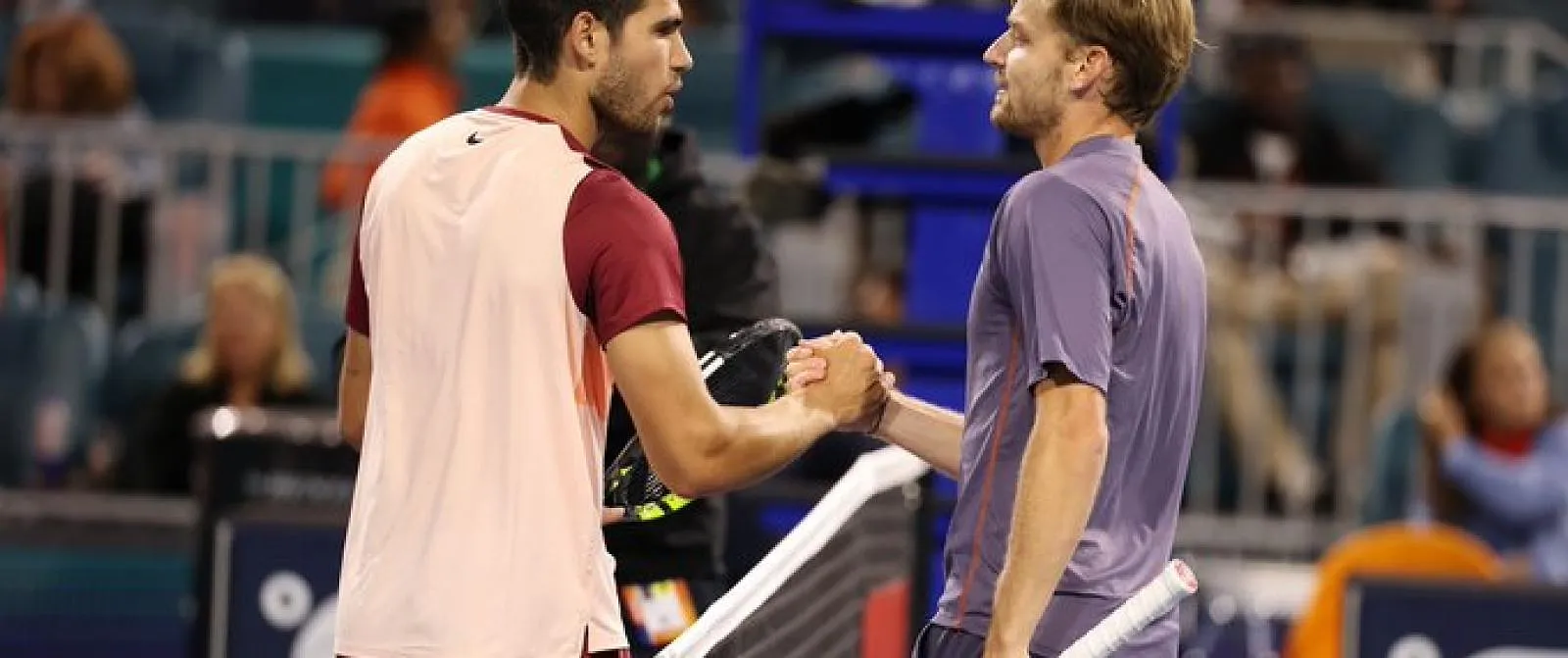 Le beau geste du week-end : Alcaraz applaudit Goffin qui dispute son dernier Monte-Carlo - Guillaume Jans