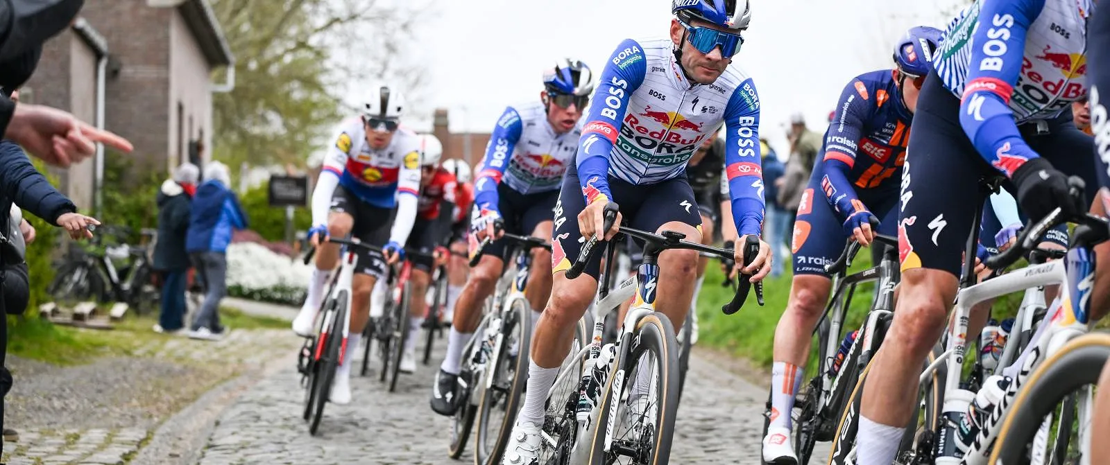 « Je pense que c’est très difficile » : Gianni Vermeersch, équipier d’Evenepoel, ne sait plus comment arrêter Tadej Pogacar - Guillaume Jans