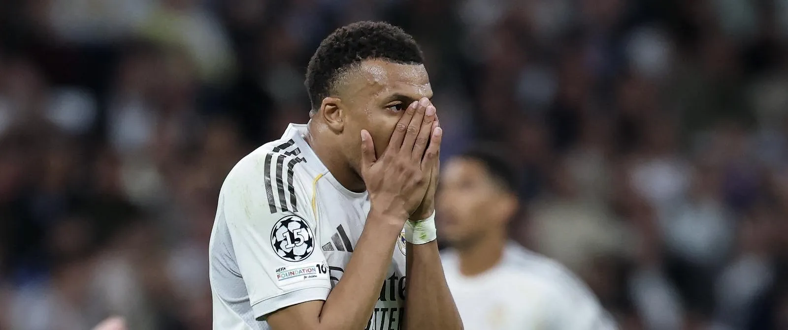 « Une fin encourageante », « Continuer à rêver » : la presse madrilène optimiste après la défaite du Real Madrid - Tom Oliver