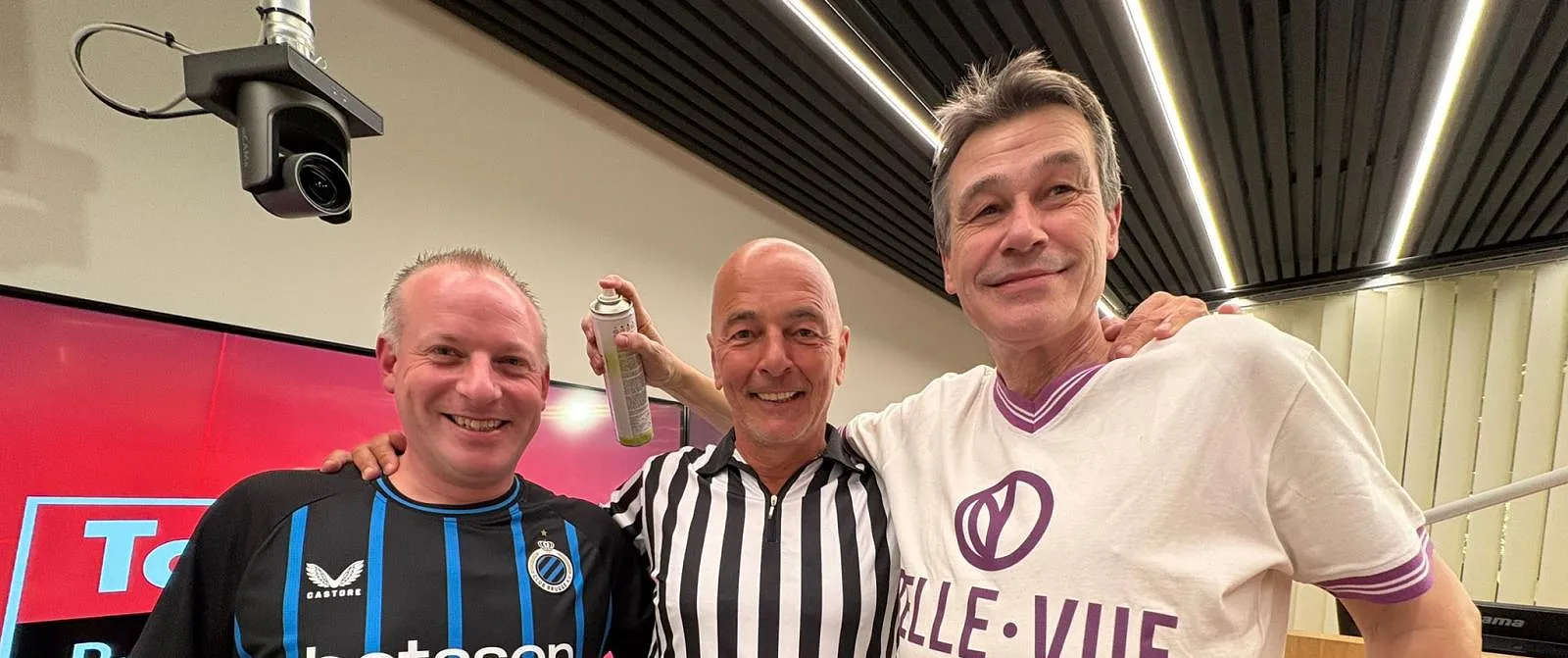 « Westerlo va donner une leçon au Standard » : Marc Delire préface les affiches du week-end dans Top Prono avec deux fans ! - Tom Oliver