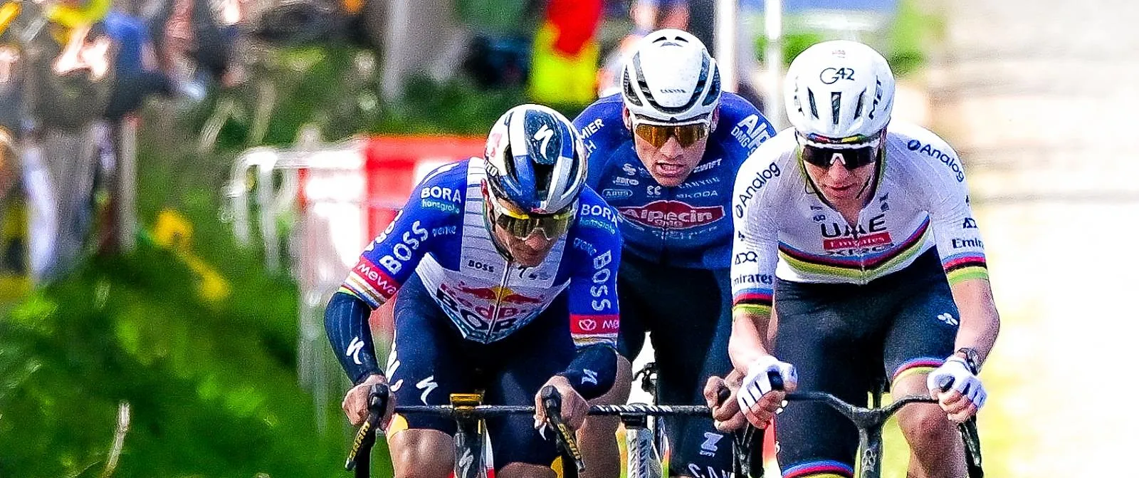 « Je ne pensais pas qu’il ferait peur à ce point-là aux deux cadors » : Lefevere admiratif du Ronde d’Evenepoel - Jérôme Jordens