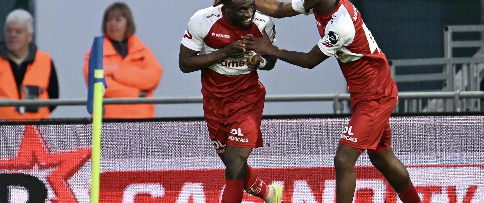 Zulte Waregem s’impose à Dender et assure son maintien (1-2) - Belga