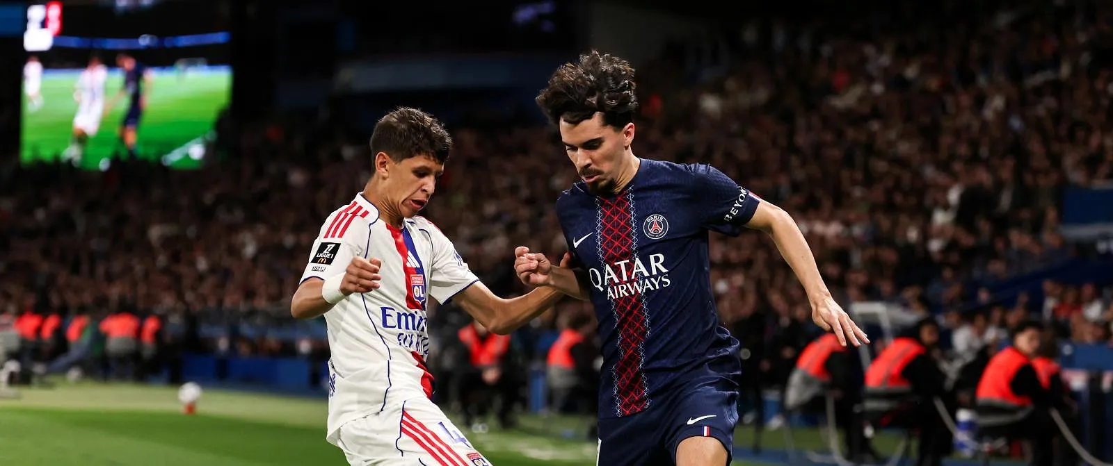 Vitinha forfait pour le choc contre le Bayern ? Le PSG reste optimiste ! - Tom Oliver