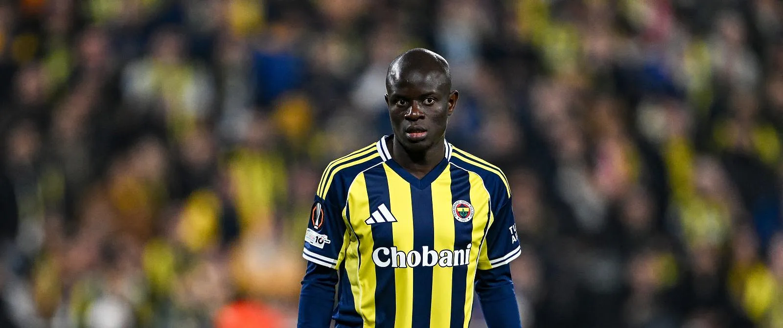 Le beau geste de Kanté : il triple les primes des joueurs de Virton après la victoire contre Mons ! (vidéo) - Tom Oliver