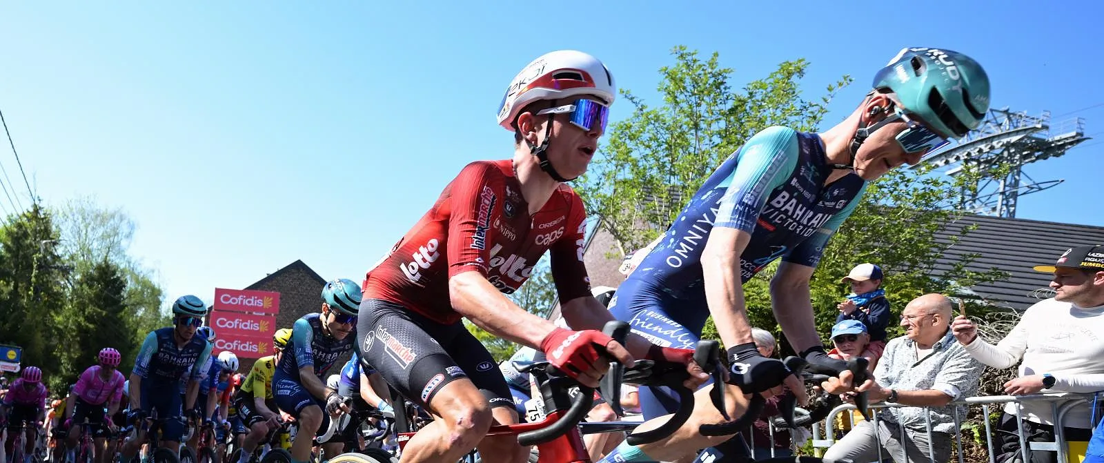 Liège-Bastogne-Liège : Lennert Van Eetvelt leader de la formation Lotto Intermarché - Belga