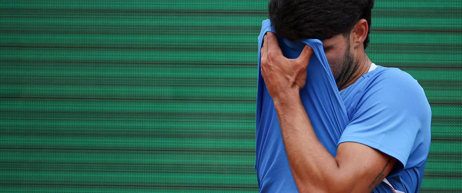Officiel : blessé au poignet, Carlos Alcaraz manquera Roland Garros ! - Guillaume Jans