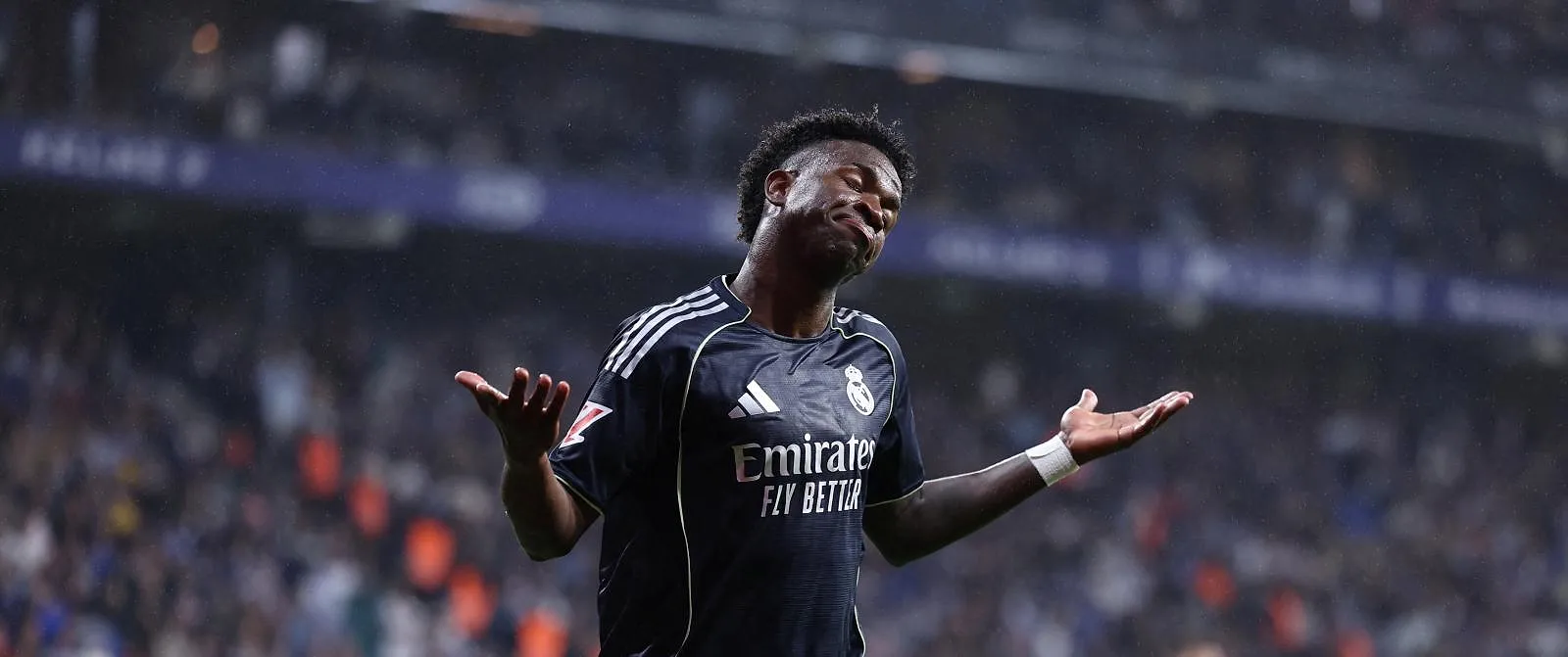Le Real Madrid s’impose à l’Espanyol et reste dans la course au titre, le Barça pourrait être sacré au Clasico - Belga