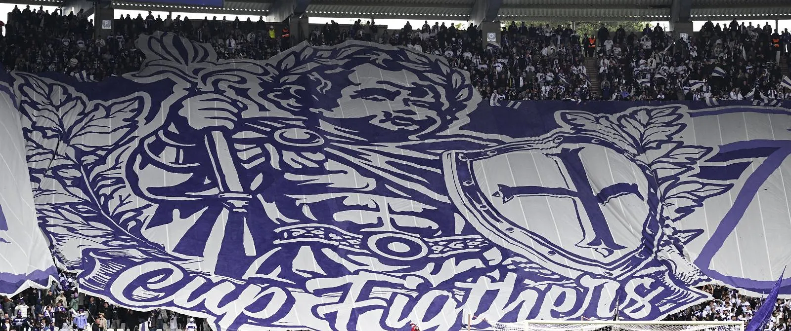 Oh la boulette : les supporters d’Anderlecht dévoilent un énorme tifo… avec une faute d’orthographe - Jérôme Jordens