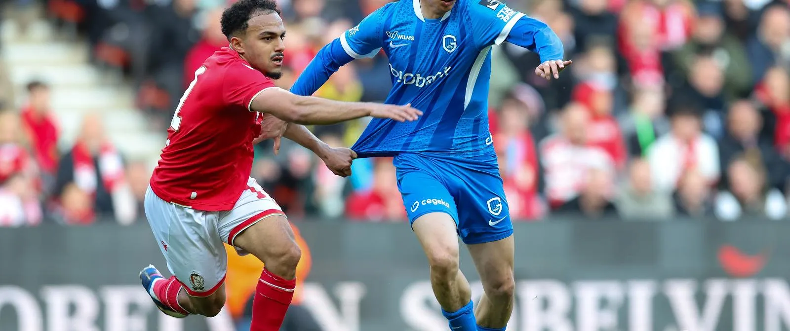 Le Standard et Genk se quittent sur un match nul (0-0) - Belga