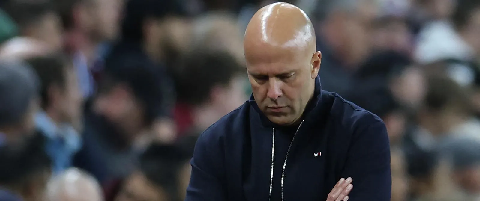 Arne Slot out ? Liverpool penserait à le remplacer par un autre coach de Premier League ! - Samuel Guadi