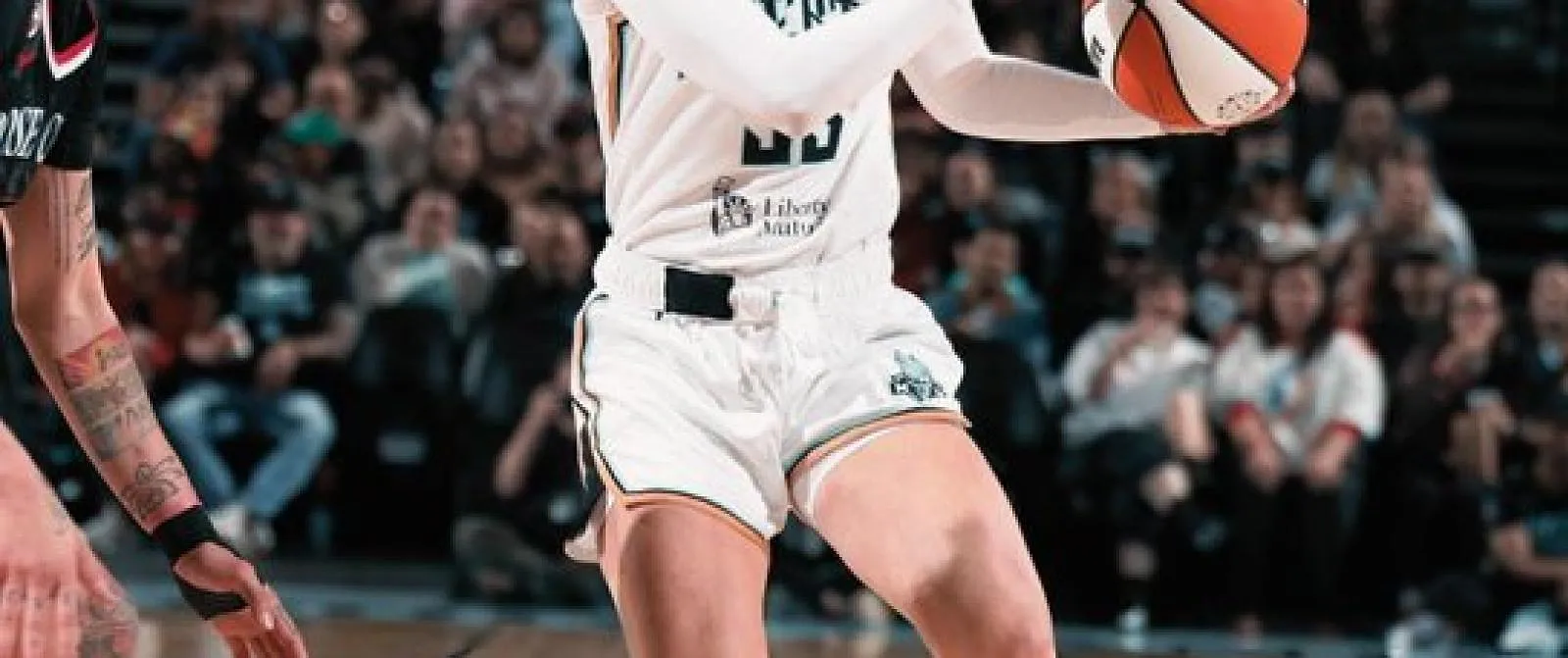 Julie Vanloo voit son contrat en WNBA prendra fin mais a déjà trouvé son nouveau club en Europe ! - Guillaume Jans