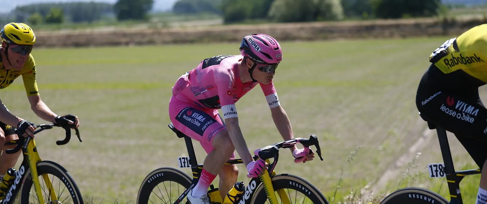 Giro 2026 : une chaotique neutralisation des temps sur la 15ème étape ! - Samuel Guadi