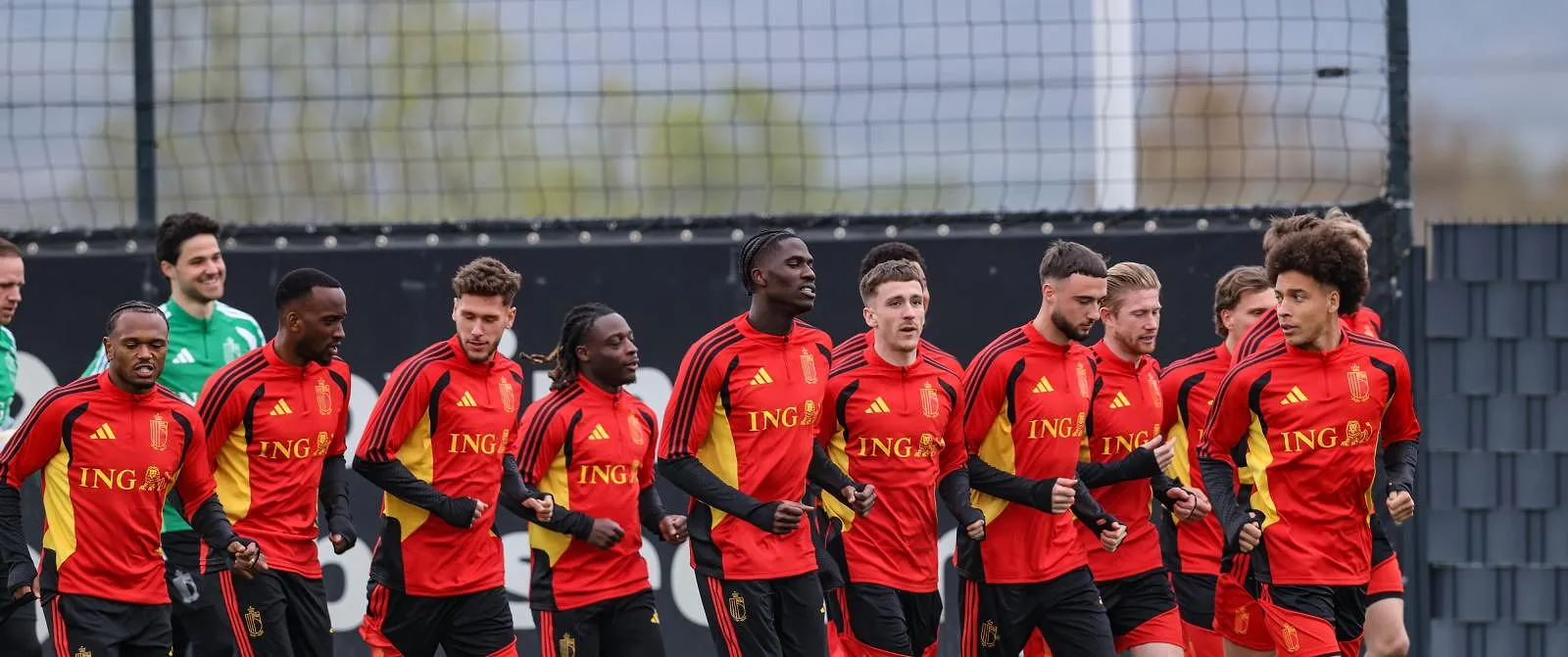 Incendie industriel à Tubize : les Diables espèrent reprendre l’entraînement à partir de mercredi ! - Belga