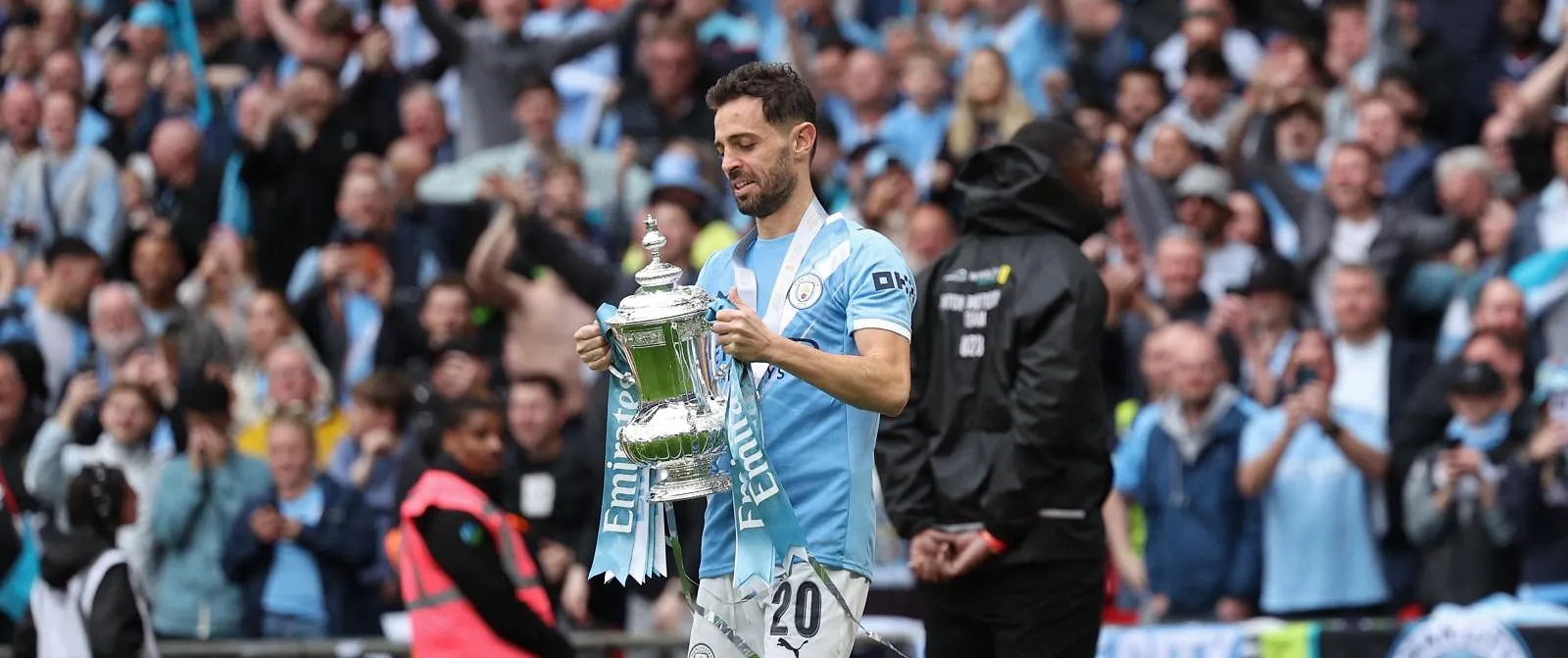 Bernardo Silva se rapproche du Barça : un contrat jusqu’en 2028 attend le Portugais - Jérôme Jordens